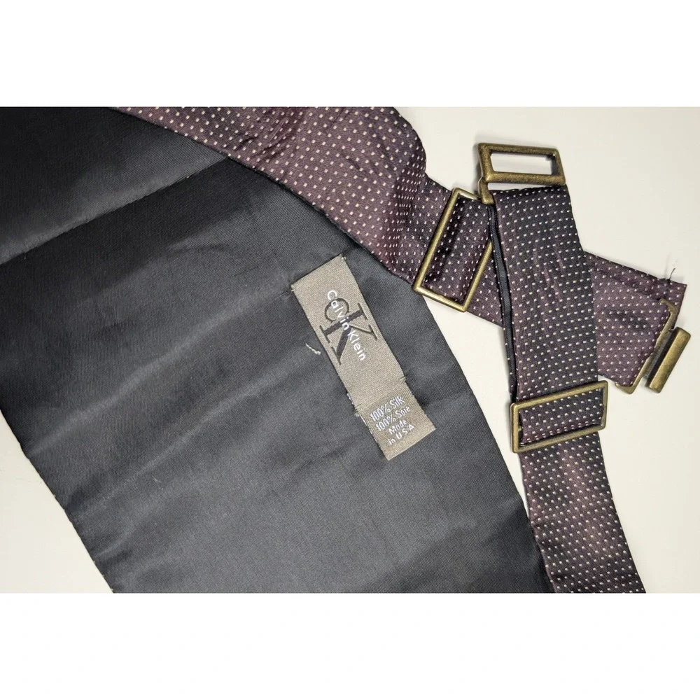 Calvin Klein Mens 100% Silk Cummerbund and Bow Tie Set Plum Micro Dot‎ Made USA